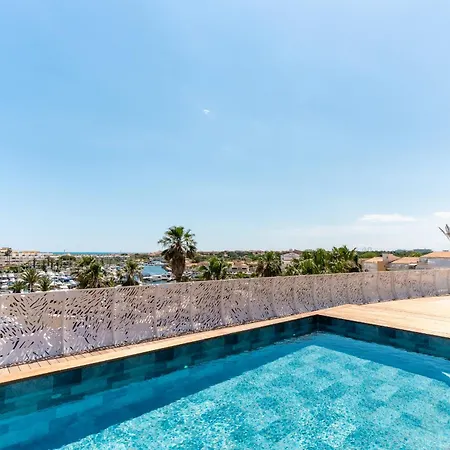 Vibes Origin - Couple Only - Rooftop - Piscine - Garage - Village Naturiste אגדה