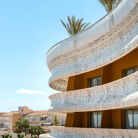 Vibes Origin - Couple Only - Rooftop - Piscine - Garage - Village Naturiste דירה אגדה